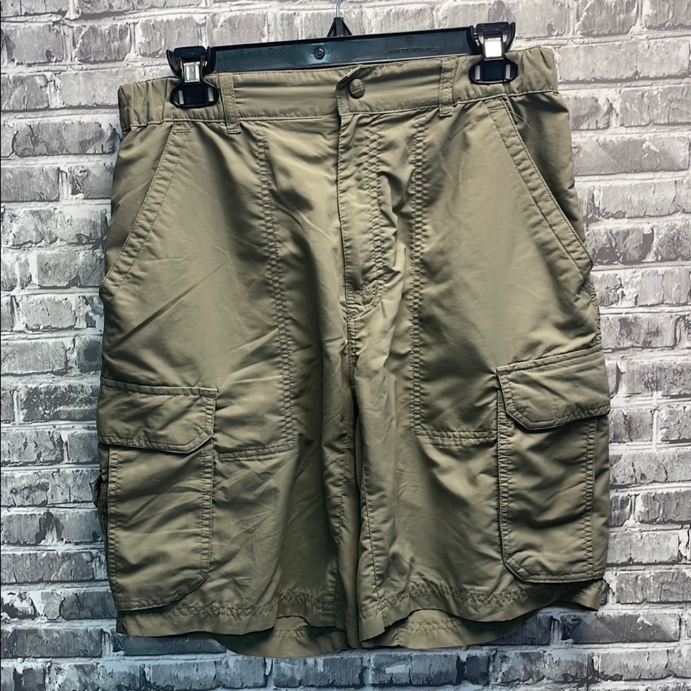 REI olive green Cargo Shorts‎